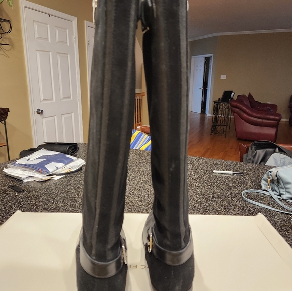 MARC FISHER Black Leather/Suede Dual Buckle Knee High Boots Woman’s 10 - Picture 3 of 6